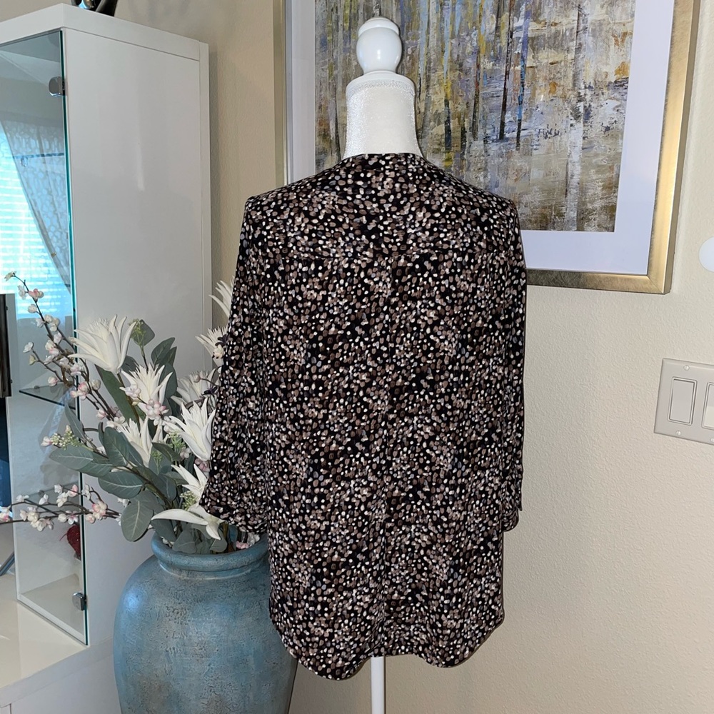 Beautiful blouse - Picture 8 of 9
